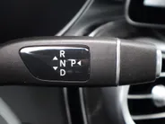 Mercedes-Benz GLC 300e 4MATIC Premium Plus l Trekhaak l Panoramadak l stoelverwarming
