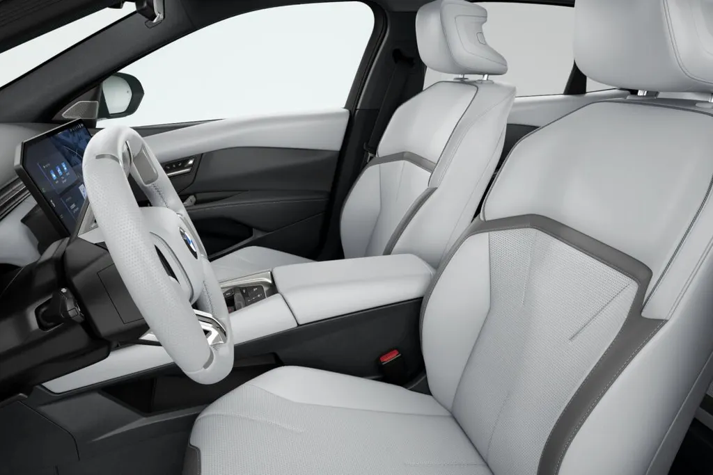 BMW i3 Sedan 50 xDrive First Edition