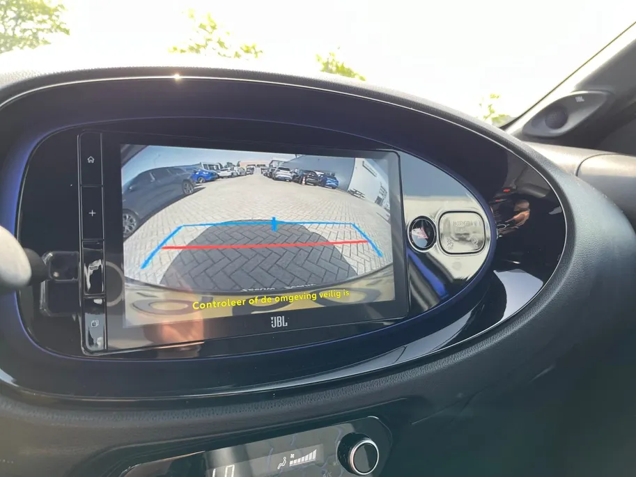 Toyota Aygo X 1.0 VVT-i S-CVT Envy AUTOMAAT | Navigatie | Camera |Apple Carplay/Android Auto| 12 maanden garantie! |