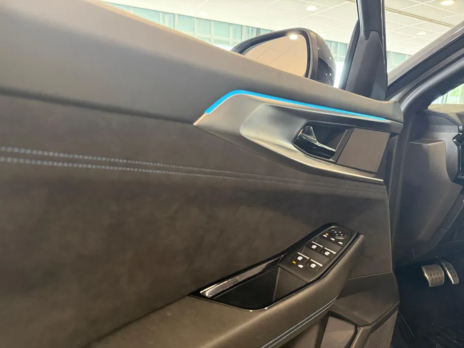 Renault Austral 1.2 E-Tech full hybrid 200 esprit Alpine *Automaat*Navi+360Camera*Climate*Adaptive Cruise*Stoel/Stuur Verw.*Als Nieuw!