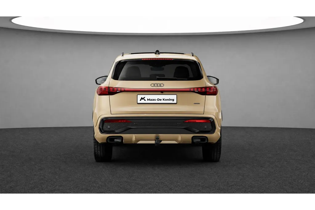 Audi Q5 2.0 TFSI e-hybrid quattro S edition 299 PK · Head-up display · Adaptieve luchtvering · Glazen panoramadak