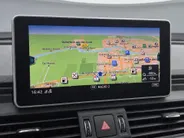 Audi Q5 2.0TFSI/252PK quattro S Line Edition · Panoramadak · Leder · Trekhaak · Camera · Luchtvering ·
