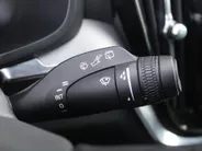 Volvo V60 2.0 T6 Plug-in hybrid AWD Plus Dark | Nappaleder | Trekhaak | HK audio | Schuifdak | Stuur-/stoelverwarming | Adap. Cruise | Dodehoek detectie | Geheugenstoelen | 360 Camera |
