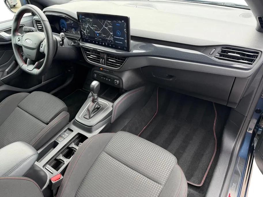 Ford Focus Wagon 1.0 EcoBoost Hybrid ST Line X | NL auto | Dealer onderhouden | 155 pk |  Automaat | BLIS| Adapt. cruise control | Winter pack | Parkeersensoren voor en achter | Achteruitrijcamera | Elektr. achterklep | B&O audio | 18' lichtmetalen velgen | Bovag ga