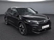 Volkswagen T-Roc 1.5eTSI/150PK R-Line · Navigatie · Camera + Parkeersensoren · Apple/Android Car Play · Garantie t/m 18-12-2027