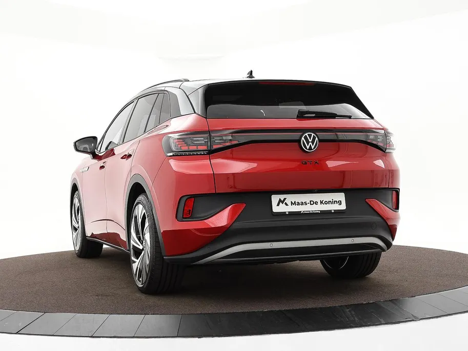 Volkswagen ID.4 GTX 299pk 4Motion 77 kWh · Panoramadak · 360 Camera · Dodehoeksensor ·Warmtepomp · Alarmklasse 3 · Stoel-& Stuurverwarming · 21'' Inch ·