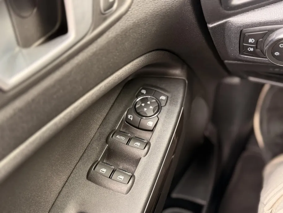 Ford EcoSport 1.0 EcoBoost Trend Ultimate CRUISE CONTROL I PARKEERSENSOREN ACHTER I APPLE CARPLAY / ANDROID AUTO I