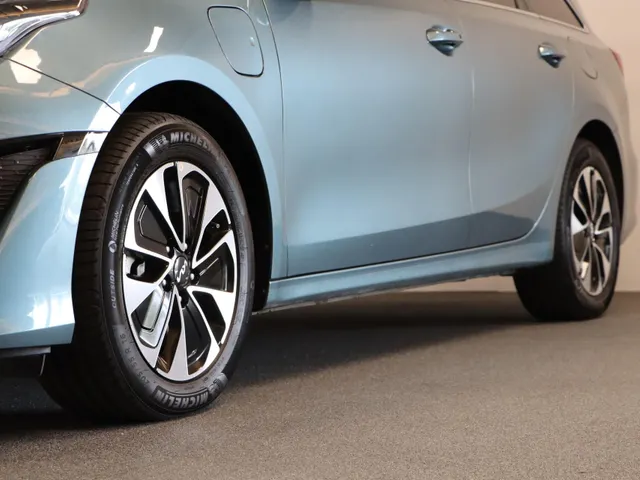 Kia Ceed Sportswagon 1.6 GDI PHEV DynamicPlusLine