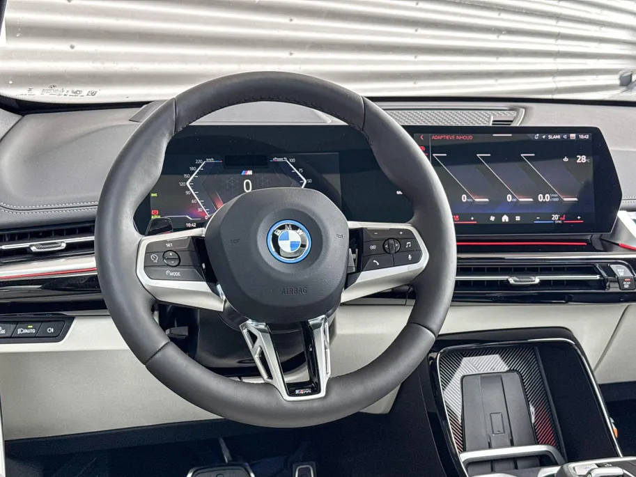 BMW iX1 eDrive20 67 kWh M Sport Edition
