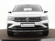 Volkswagen Tiguan 1.4 TSI 245pk DSG eHybrid Elegance · 360 Camera · Wegklapbare Trekhaak · Apple/Android Car Play · Dodehoek Detectie · 18'' Inch · Stoel & Stuurwiel verwarming ·