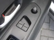 Toyota Aygo X 1.0 VVT-i S-CVT first | Camera | Android Auto/Apple Carplay | Cruise | Clima | Automaat | 17' LM |