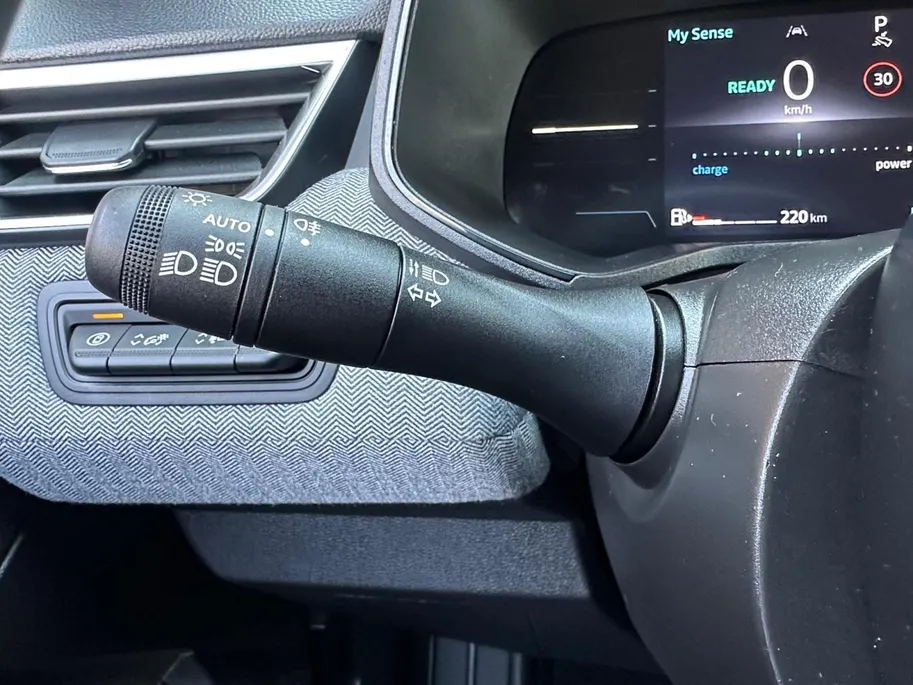 Renault Clio 1.6 E-Tech Full Hybrid 145 techno | Pack Look | Navi | Camera | Apple Carplay & Android Auto | Bluetooth | Parkeersensoren | Climate- & Cruisecontrol | 12 Maanden BOVAG Garantie |