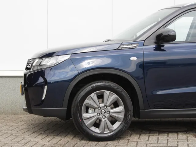 Suzuki Vitara 1.4 Boosterjet Select Smart Hybrid | Snel rijden!