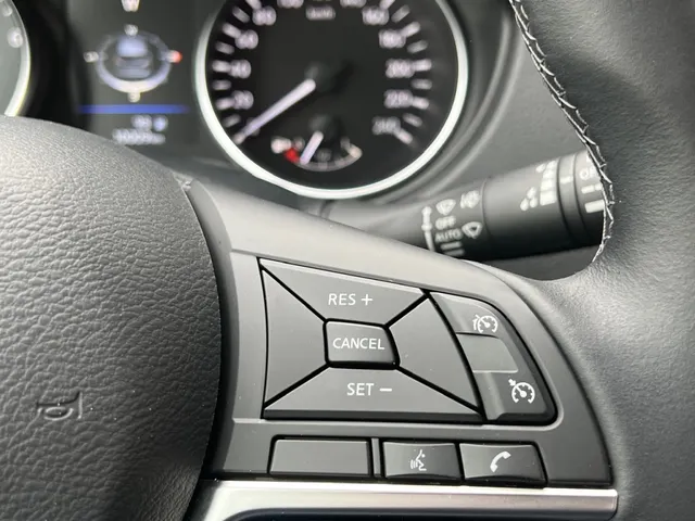Nissan QASHQAI 1.3 DIG-T 140pk N-Connecta | Panoramadak | Navigatie | 360-camera | Apple CarPlay | Android Auto | Keyless