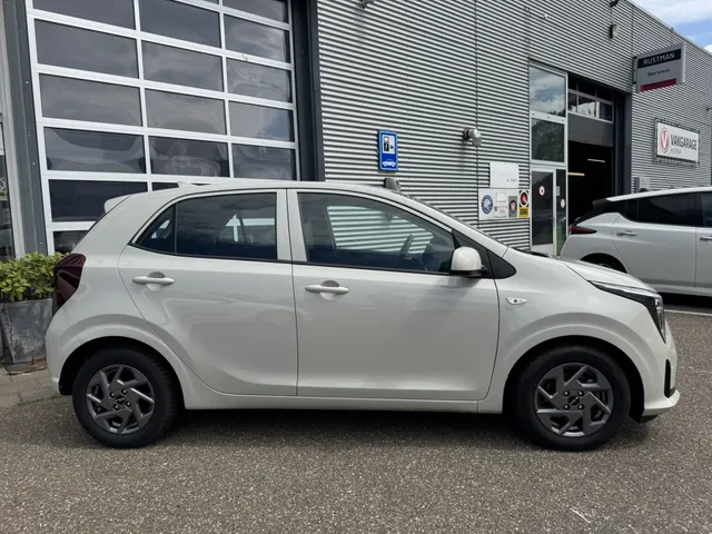 Kia Picanto automaat 1.0 DPI DynamicLine stoelverwarming