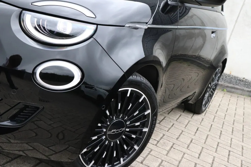 Fiat 500C La Prima by Bocelli 42 kWh | JBL | Winter | Camera | 17' VERKOCHT