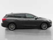 Ford Focus Wagon 1.0 EcoBoost Titanium Business | Trekhaak | HUD | Achteruitrijcamera | Winter Pack | Dodehoek detectie | Elektr. Achterklep | 12 maanden garantie! |