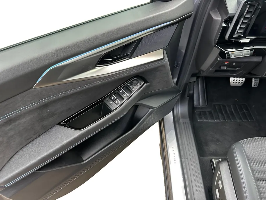Renault Austral 1.2 E-Tech full hybrid 200 esprit Alpine | Automaat | Automatische Achterklep | Cruise & Climate Control | Stoel & Stuurverwarming | Apple Carplay & Android Auto | Camera | 12 Maanden BOVAG Garantie