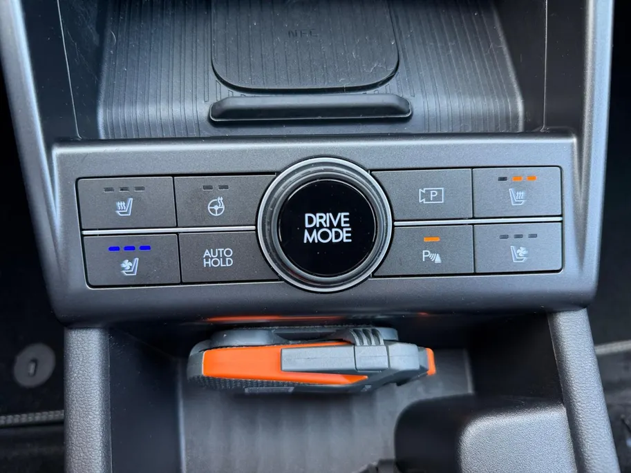 Hyundai Kona 1.6 GDI HEV Premium | 360 camera | Apple Carplay/ Android Auto | Stoelverwarming & ventilatie | Navigatie |