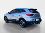Renault Kadjar 140PK TCe Intens Automaat | Trekhaak (1500 KG) | Panoramadak | 19' Lichtmetalen Velgen | Stoelverwarming | Navi | Camera | Climate Control | Adaptieve Cruise Control | Leder |