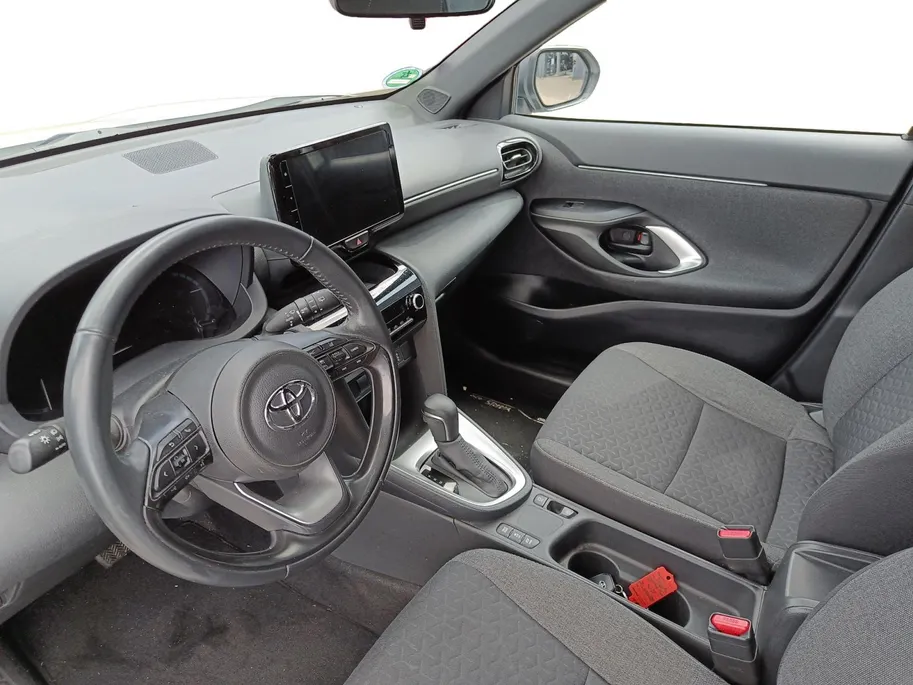 Toyota Yaris Cross 1.5 Hybrid First Edition | Trekhaak | Apple Carplay/Android Auto | Auto emergency stop | Climate control | Adaptive cruise control