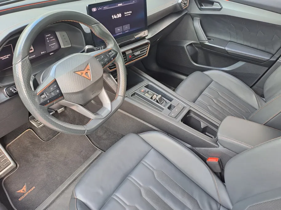 CUPRA Formentor 1.4 e-Hybrid VZ Copper Edition | Voorstoelen verwarmd | Automaat | ECC | Navi | Leer | Stuur verwarmd | Apple Carplay/Android Auto | Cruise control adaptief | SOH 93,6%