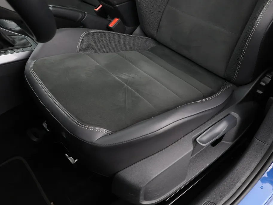 Volkswagen Polo 1.0 TSI 95pk DSG Style · Camera · Dodehoeksensor · Stoelverwarming · ACC · 17'Velgen · Parkeer assistent · Apple/Android Car Play ·