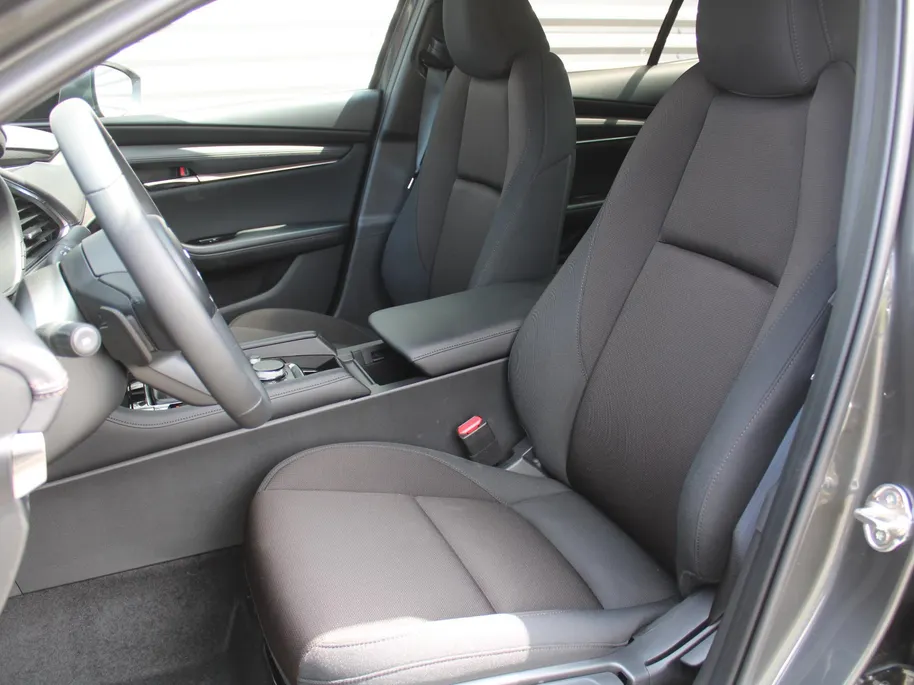 Mazda 3 2.0 e-SkyActiv-X M Hybrid 186 Exclusive-line | Automaat | Nieuw | Hoge korting | Uit voorraad leverbaar |