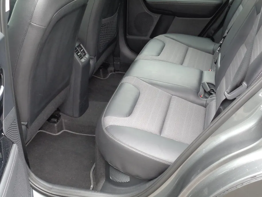 Kia Niro 1.6 GDi Hybrid DCT6 DynamicLine | Navi | Camera | Trekhaak | Cruise |