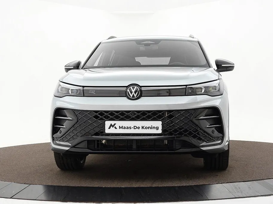 Volkswagen Tiguan 1.5 eHybrid 204pk DSG R-Line Edition · Trekhaak · 360 Camera ·  Matrix LED · Stuur- & Stoelverwarming · Garantie t/m 18-09-2030 of 100.000km