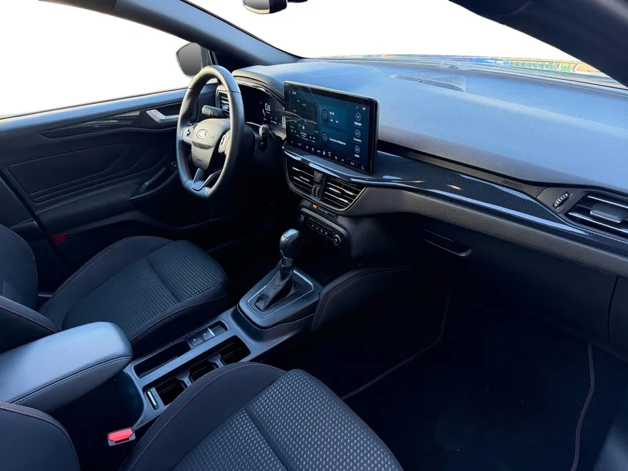 Ford Focus Wagon 1.0 EcoBoost Hybrid ST Line X B&O Audio | Stoel, stuur en voorruitverwarming | Panoramadak