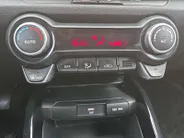 Kia Stonic 1.0 T-GDi MHEV DynamicPlusLine 1e Eigenaar | Zeer nette auto | Dealer onderhouden | Navi | Camera | Cruise & Climate control | Apple CarPlay & Android Auto | Fabrieksgarantie t/m 11-12-2030 +3x 1 jaar* | NAP