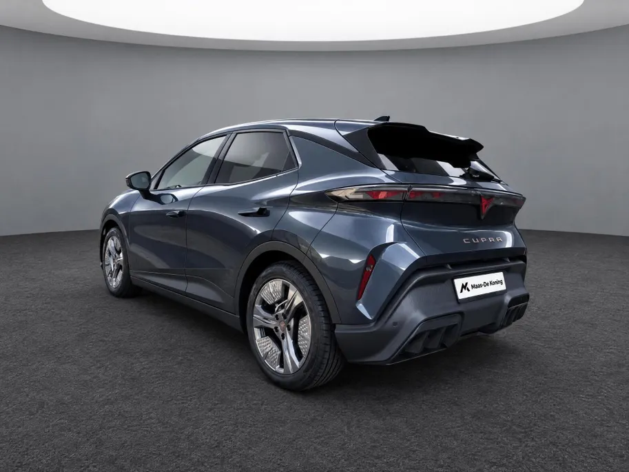 CUPRA Raval Business First Edition 56 kWh 211 PK l Stoel & stuurverwarming l 18' Defier