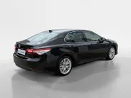 Toyota Camry 2.5 Hybrid Premium | APPLE CARPLAY EN ANDROID AUTO | LM VELGEN | LEDER | STOELVERWARMING | CRUISE | NAVI |