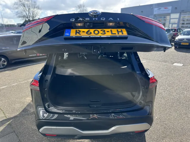 Nissan QASHQAI 1.3 MHEV Tekna Cold pack