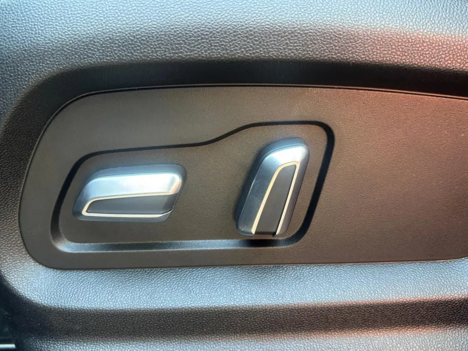 Jaecoo 5 EV Exclusive 61 kWh *Automaat*Navi+360Camera*Lederen Bekleding*SNEL LEVERBAAR!