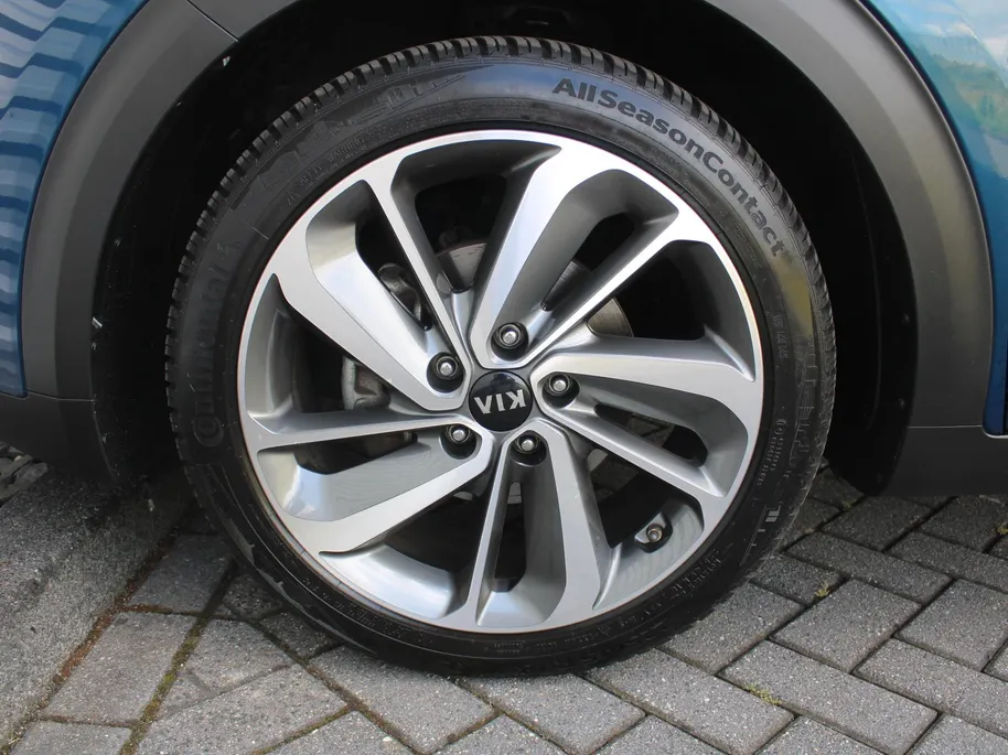 Kia Niro 1.6 GDi Hybrid ExecutiveLine | Trekhaak | Stuur-/stoelverwarming + ventilatie | Camera | Cruise adapt. | 18' LM | Leer | JBL audio |