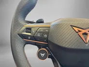 CUPRA Terramar 1.5 TSI 272pk DSG e-Hybrid VZ Performance · Camera · Wegklapbare Trekhaak · Sennheiser Audio · Elek. Voorstoelen · 20'' Inch ·