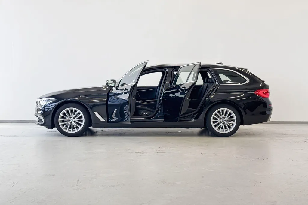 BMW 5 Serie Touring 520i High Executive Edition