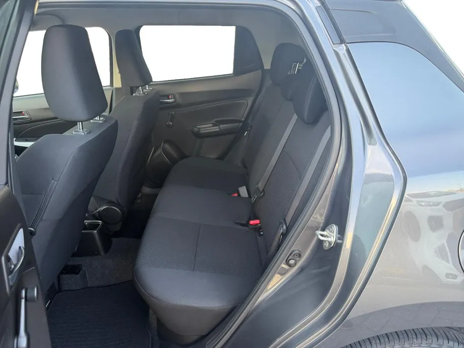 Suzuki Swift 1.2 Select Smart Hybrid | Airco | Cruise Control | Camera | Stoelverwarming | Apple Carplay/ Android Auto |