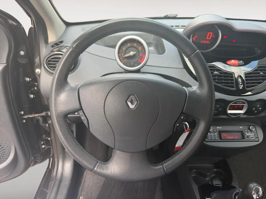 Renault Twingo 1.2 16V Dynamique | Climate Control | Cruise Control | 1e Eigenaar | NAP | Bluetooth | 53.900KM!!! | 12 Maanden BOVAG Garantie