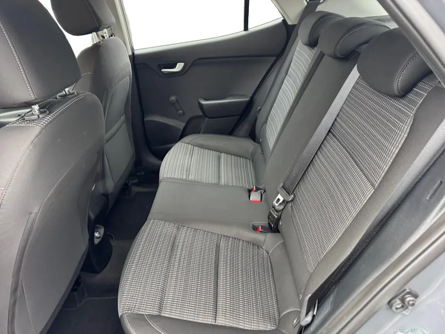 Kia Stonic 1.0T MHEV DynamicLine | Airco | Camera | Cruise Control | LM Velgen | Apple Carplay & Android Auto |