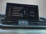Audi Q5 50TFSIe 220KW/299PK S-edition · Panoramadak · Camera + parkeersensoren · Trekhaak ·