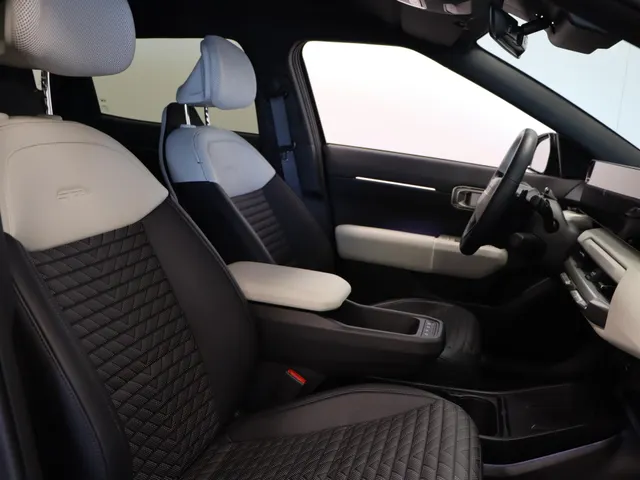 Kia EV4 GT-Line Business Edition 81.4 kWh