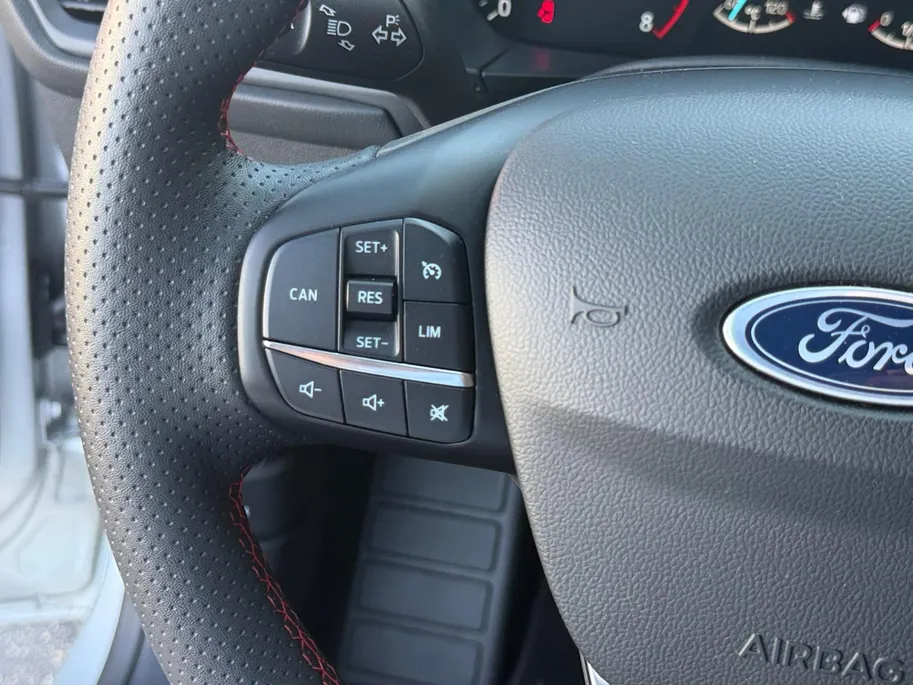 Ford Focus Wagon 1.0 EcoBoost Hybrid ST Line | Winter Pack | Cruise Control | Climate Control | Navigatie | 12 maanden garantie! |