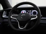 Volkswagen Tayron 1.5eHybrid 200kW/272PK R-Line Edition DSG · Panoramadak · Camera + Parkeersensoren · Massagefunctie · Garantie t/m 29-12-2030 of 100000km  · EXTRA INRUILKORTING ·