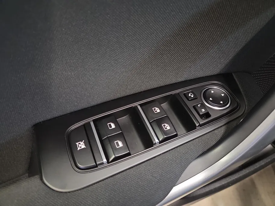 Kia Ceed Sportswagon 1.0 T-GDi DynamicLine | All-season banden | BTW-auto | Achteruitrijcamera | Parkeersensoren voor- en achter | Navi | Apple/Android Carplay | Cruise & Climate control | NAP