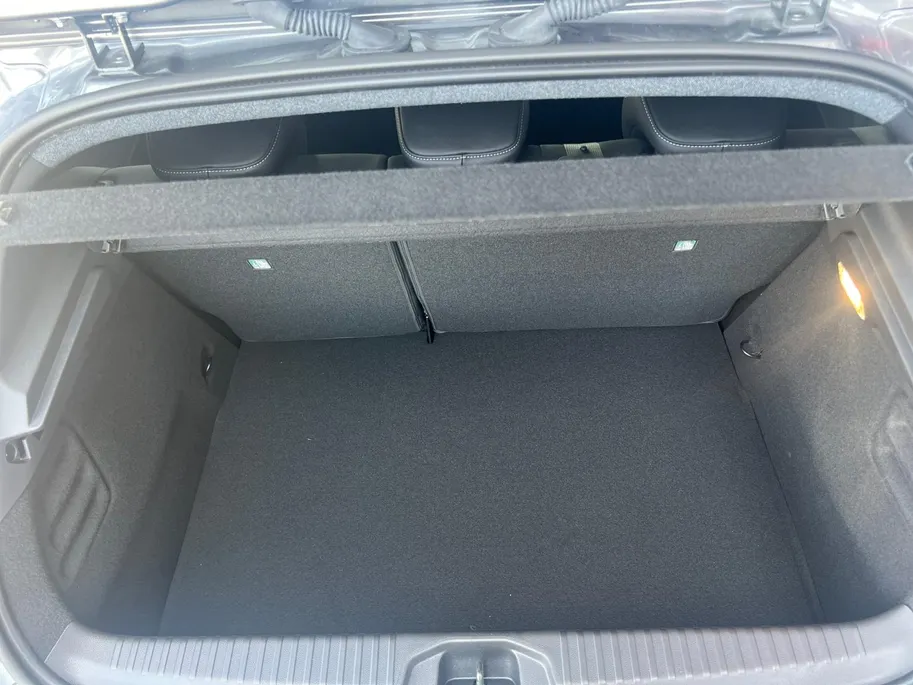 Mitsubishi Colt 1.6 HEV Intense+ | 8 JAAR GARANTIE | PDC V+A | Achteruitrijcamera | Navigatie | Stoel-/stuurverwarming | Apple Carplay/ Android Auto |