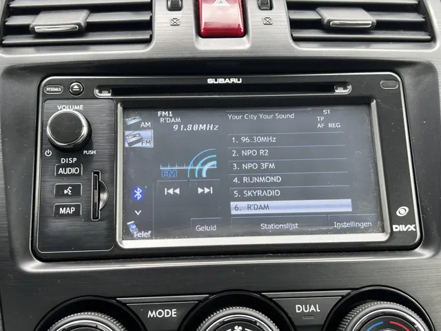 Subaru Forester 2.0 Executive Automaat | Cito Onderhouden & Geleverd | Navigatie | Trekhaak | Elek. Schuif/Kantel Dak | Parkeersensoren Voor