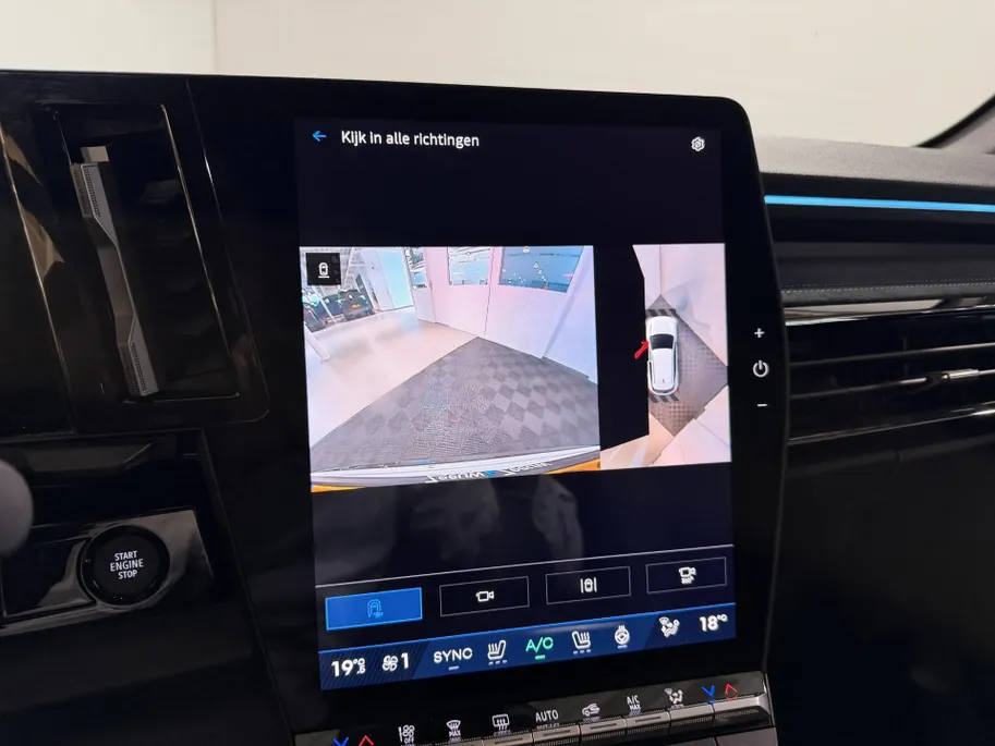 Renault Austral 200PK E-Tech Full Hybrid Esprit Alpine Automaat | 360 Camera | Elektrische Voorstoelen | Climate Control | Stoelverwarming | Digital Cockpit | Apple CarPlay/Android Auto | Lichtmetalen Velgen | Full LED |